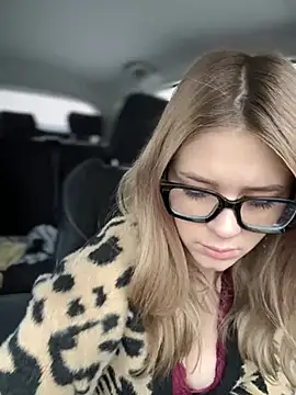 Love Bri online show from 03/06/25, 07:03