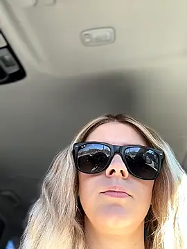 Love Bri online show from 04/10/26, 09:25