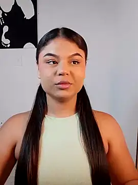 Cleo hills online show from 02/17/25, 02:04