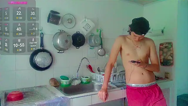 Andy gray online show from 03/06/25, 04:38