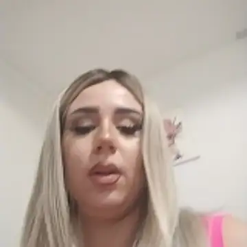 AdelinaJude online show from 10/25/25, 09:53