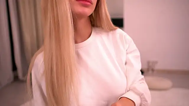 KylieJoyce online show from 02/10/26, 06:34