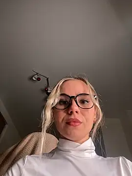 SkyBriii online show from 12/26/24, 04:14