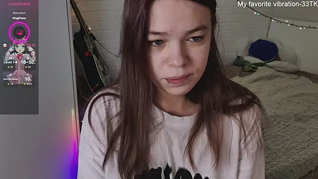 Snapshot of ValBae chatting on 12/27/24, 12:45 ValBae online show from 12/27/24, 12:45