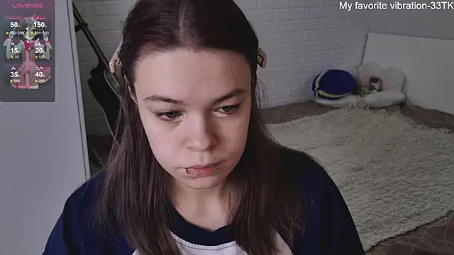 Snapshot of ValBae chatting on 01/13/25, 12:13 ValBae online show from 01/13/25, 12:13