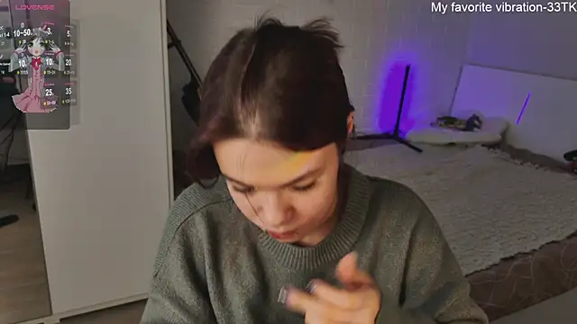 Snapshot of ValBae chatting on 01/20/25, 12:39 ValBae online show from 01/20/25, 12:39