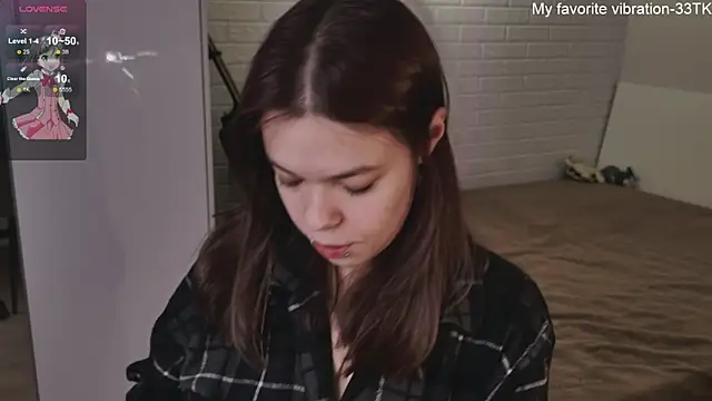 Snapshot of ValBae chatting on 01/27/25, 01:19 ValBae online show from 01/27/25, 01:19