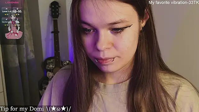 Snapshot of ValBae chatting on 02/12/25, 04:33 ValBae online show from 02/12/25, 04:33