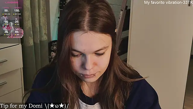 Snapshot of ValBae chatting on 02/21/25, 06:04 ValBae online show from 02/21/25, 06:04