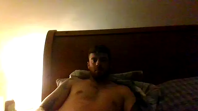 Snapshot of constantlyhorny69 chatting on 10/01/25, 11:22 constantlyhorny69 online show from 10/01/25, 11:22