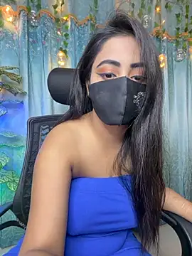 Snapshot of Monabby97 chatting on 12/14/25, 05:18 Monabby97 online show from 12/14/25, 05:18