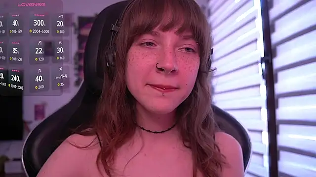 Snapshot of juliapie chatting on 06/13/26, 04:38 juliapie online show from 06/13/26, 04:38