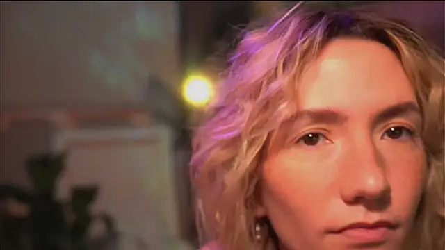 Arianna Richi online show from 10/01/25, 05:46