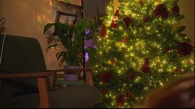 Arianna Richi online show from 12/20/25, 06:42