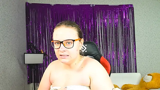 Seductive She Wolf online show from 03/04/25, 10:46