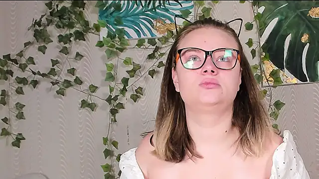 Seductive She Wolf online show from 10/17/25, 08:06