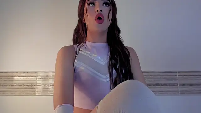 Sophia Cambpell online show from 11/16/25, 06:08