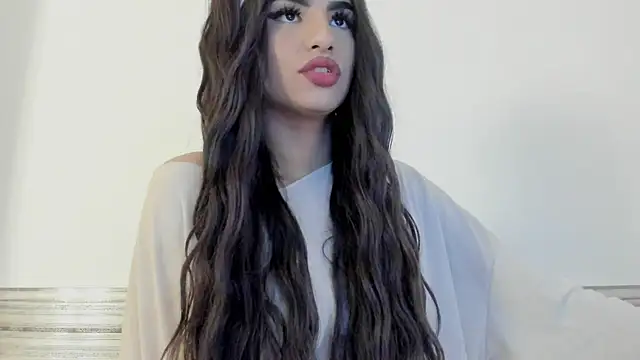 Sophia Cambpell online show from 02/04/26, 09:09