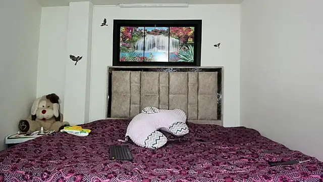 alanaanddaphne online show from 10/02/25, 01:18