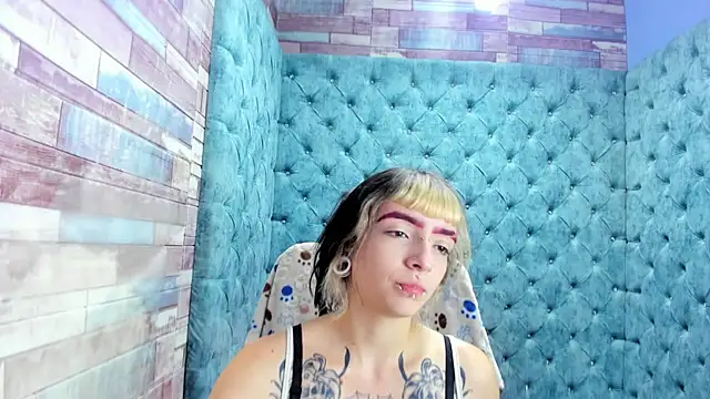 Samantha Smiith online show from 01/18/26, 04:05