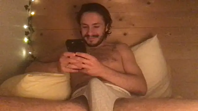 maximmeeelove online show from 02/16/25, 10:54