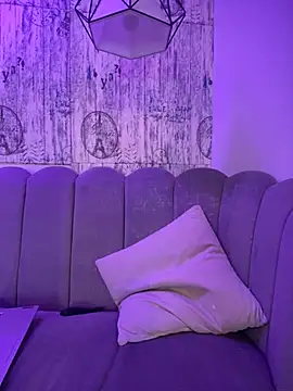 AbyThompson online show from 09/26/25, 12:20