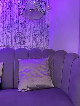 AbyThompson online show from 01/11/26, 01:38