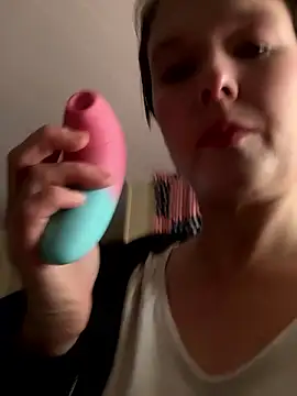 KatieBARBiE98 online show from 01/09/26, 07:48