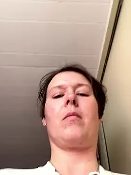 KatieBARBiE98 online show from 01/13/26, 07:30