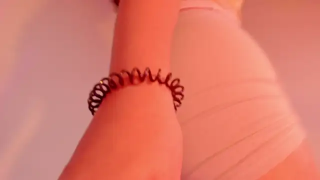 HarleyRedd online show from 12/19/24, 05:51