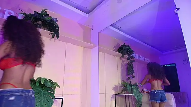 ashley lemus online show from 01/24/25, 12:41