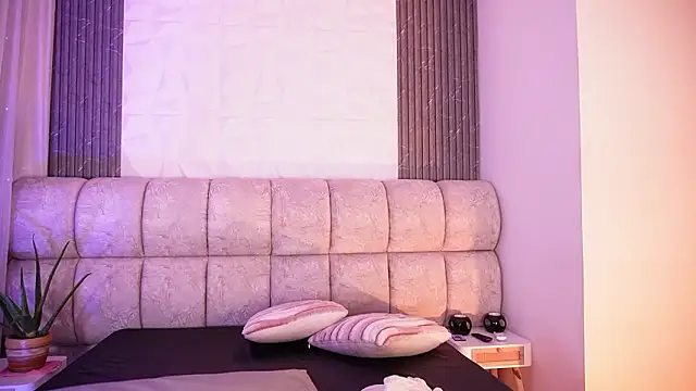 Godess Scarlett77 online show from 03/11/26, 03:12