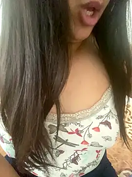 yassminsexy22 online show from 11/22/25, 11:31