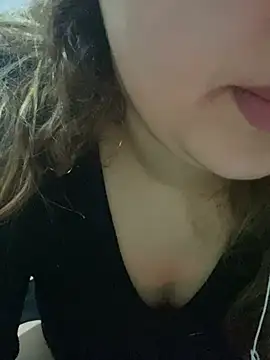 yassminsexy22 online show from 02/20/26, 07:47