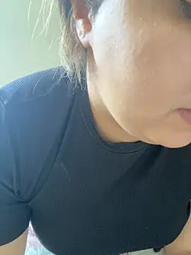 yassminsexy22 online show from 03/28/26, 11:21