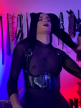 akinoro  online show from 10/10/25, 09:14