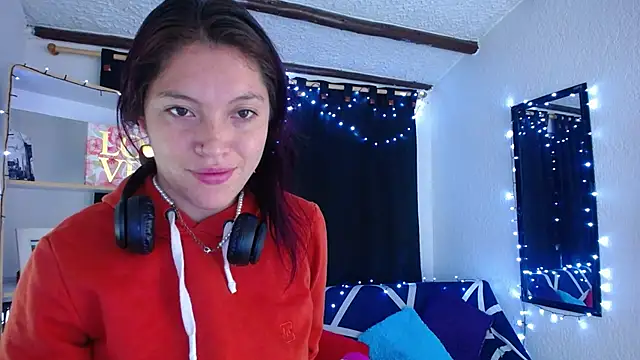 Snapshot of Sian__1 chatting on 03/06/25, 07:32 Sian 1 online show from 03/06/25, 07:32