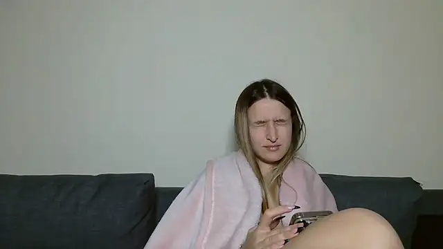 Submissive love online show from 01/14/25, 12:00