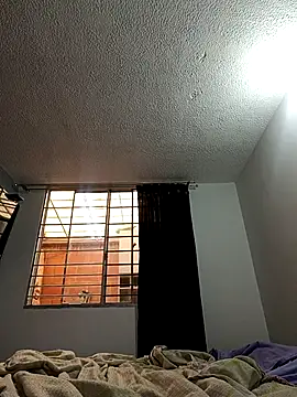 Bonny Klote online show from 10/14/25, 04:41