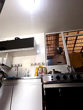 Bonny Klote online show from 12/14/25, 02:11