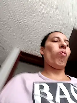 Snapshot of Bonny_Klote chatting on 02/28/26, 05:14 Bonny Klote online show from 02/28/26, 05:14