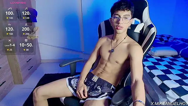 Angelligth online show from 03/23/26, 03:43