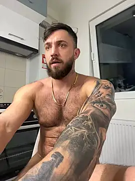 LoveIsBlind  online show from 12/21/24, 12:09