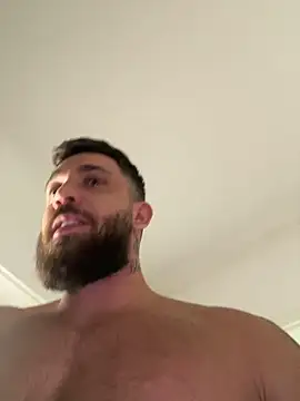 LoveIsBlind  online show from 09/16/25, 05:41