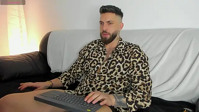 LoveIsBlind  online show from 05/16/26, 06:28