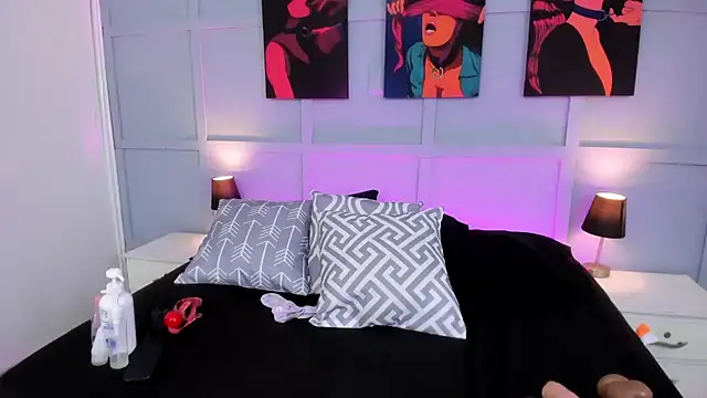 Elizabeth Santos online show from 01/15/25, 07:37