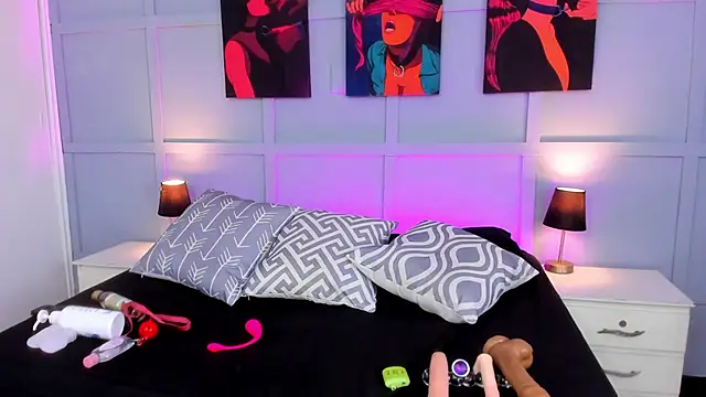 Elizabeth Santos online show from 02/14/25, 02:07