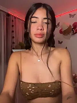 Snapshot of lina_pink chatting on 12/03/24, 05:31 lina pink online show from 12/03/24, 05:31