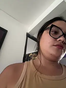 Snapshot of Karla-sexy01 chatting on 02/25/25, 09:46 Karla-sexy01 online show from 02/25/25, 09:46