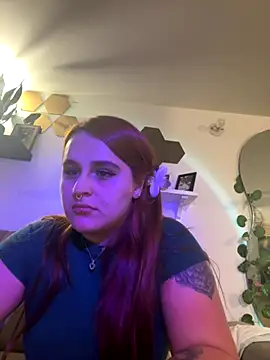 Snapshot of evy_orange1 chatting on 09/11/25, 01:49 evy orange1 online show from 09/11/25, 01:49